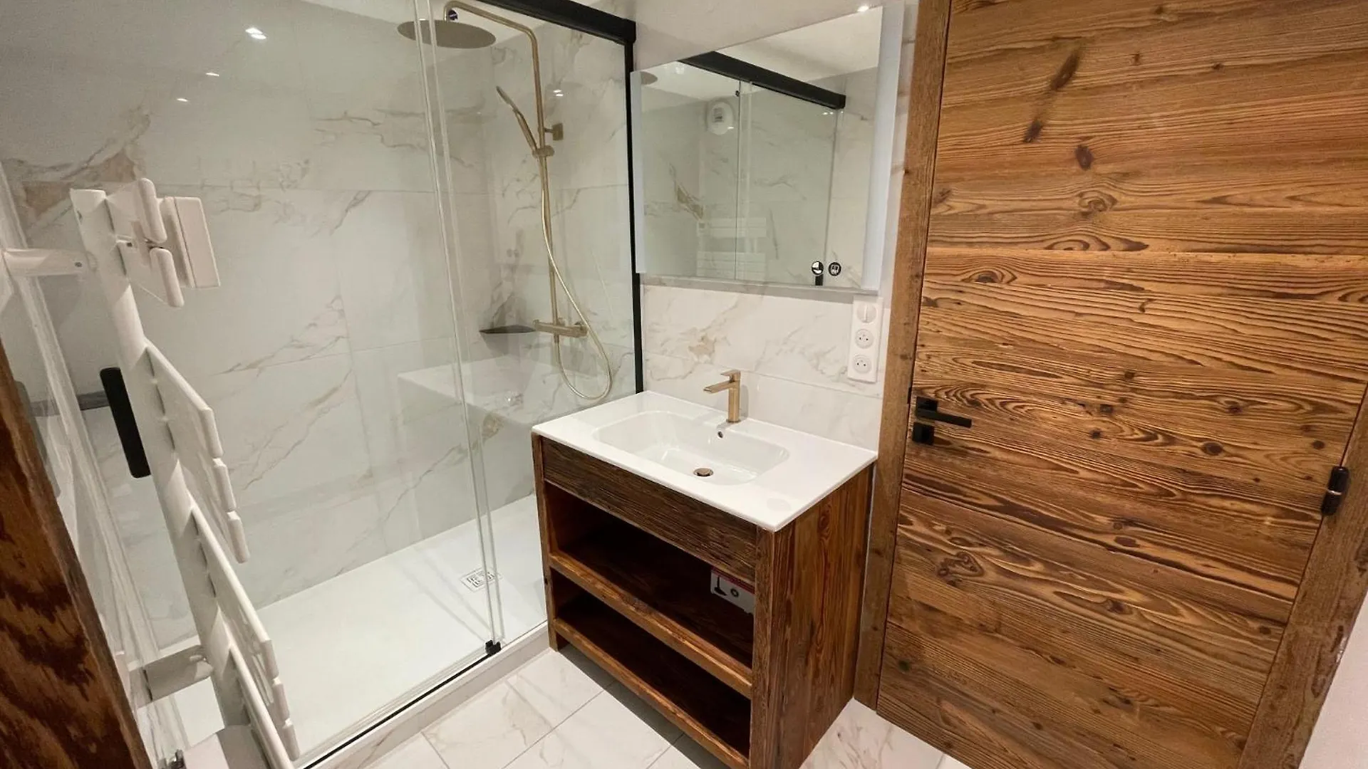 Apartament Vaujanylocations - Flocon 1